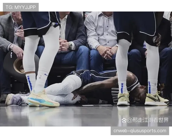 朗斯官方确认主力中卫十字韧带撕裂,赛季提前报销 朗斯官方确认主力中卫十字韧带撕裂,赛季提前报销